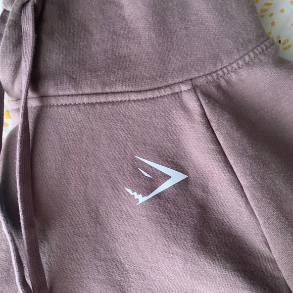 Gymshark Cropped Hoodie - Picture 2 of 4